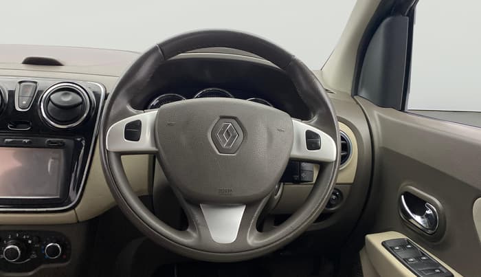 2016 Renault Lodgy 110 PS RXZ STEPWAY 7 STR, Diesel, Manual, 79,647 km, Steering Wheel Close Up