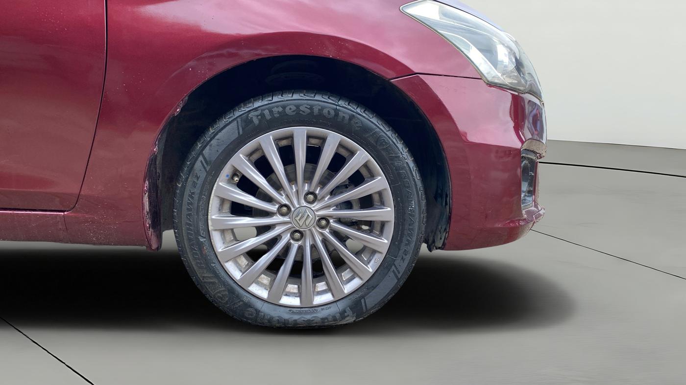 2018 Maruti Ciaz ALPHA  AT 1.4  PETROL, Petrol, Automatic, 1,40,176 km, Right Front Wheel