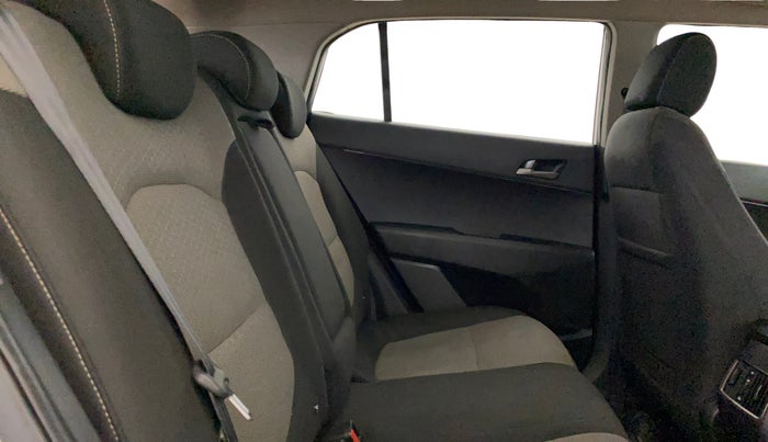2017 Hyundai Creta SX PLUS AT 1.6 PETROL, Petrol, Automatic, 50,715 km, Right Side Rear Door Cabin