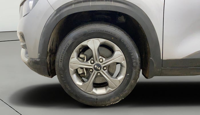 2020 KIA SELTOS HTK PLUS 1.5, Petrol, Manual, 70,739 km, Left Front Wheel