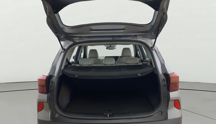 2022 KIA SELTOS HTX 1.5 PETROL, Petrol, Manual, 44,370 km, Boot Open Zoomed View