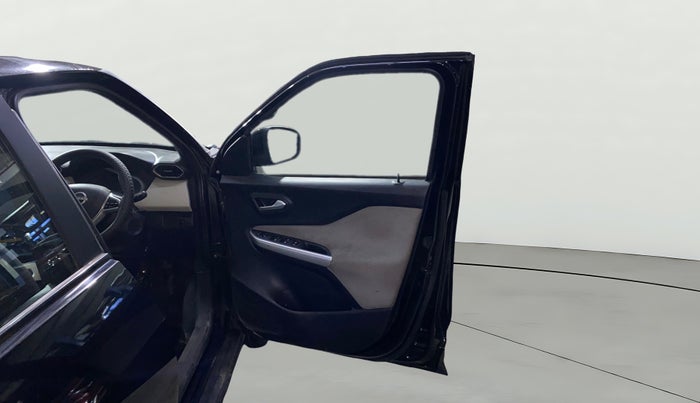 2023 Nissan MAGNITE XV MT, Petrol, Manual, 17,733 km, RHS Front Door