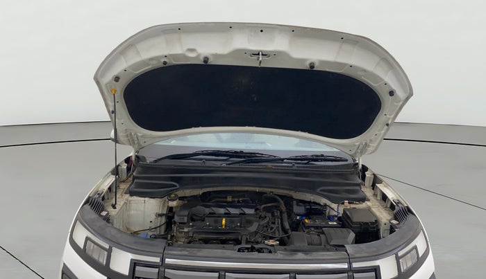 2024 Hyundai Creta E 1.5 PETROL, Petrol, Manual, 20,038 km, Open Bonet