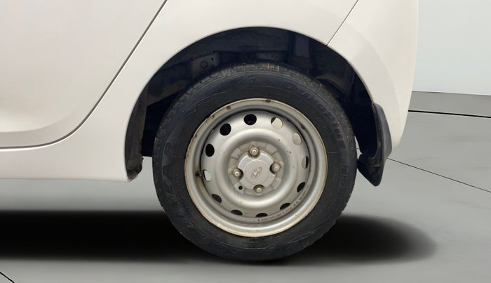 2018 Hyundai Eon ERA +, Petrol, Manual, 37,944 km, Left Rear Wheel