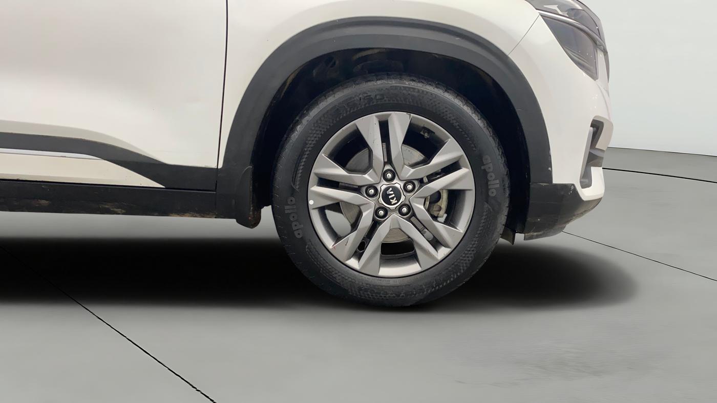 2020 KIA SELTOS HTX PLUS AT1.5 DIESEL, Diesel, Automatic, 77,967 km, Right Front Wheel