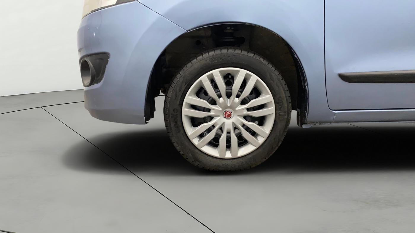 2015 Maruti Wagon R 1.0 VXI, Petrol, Manual, 51,019 km, Left Front Wheel
