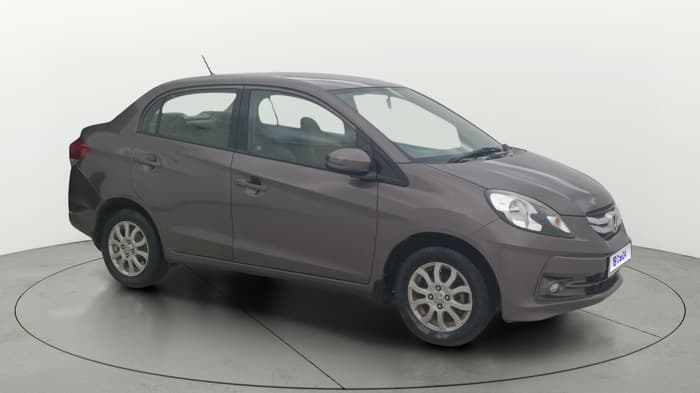 2015 Honda Amaze 1.2L I-VTEC VX, Petrol, Manual, 1,23,697 km, Right Front Diagonal