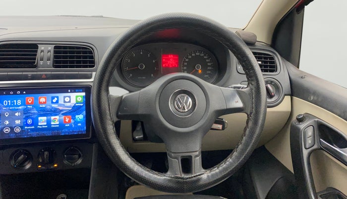 2014 Volkswagen Polo COMFORTLINE 1.2L, Petrol, Manual, 77,024 km, Steering Wheel Close Up