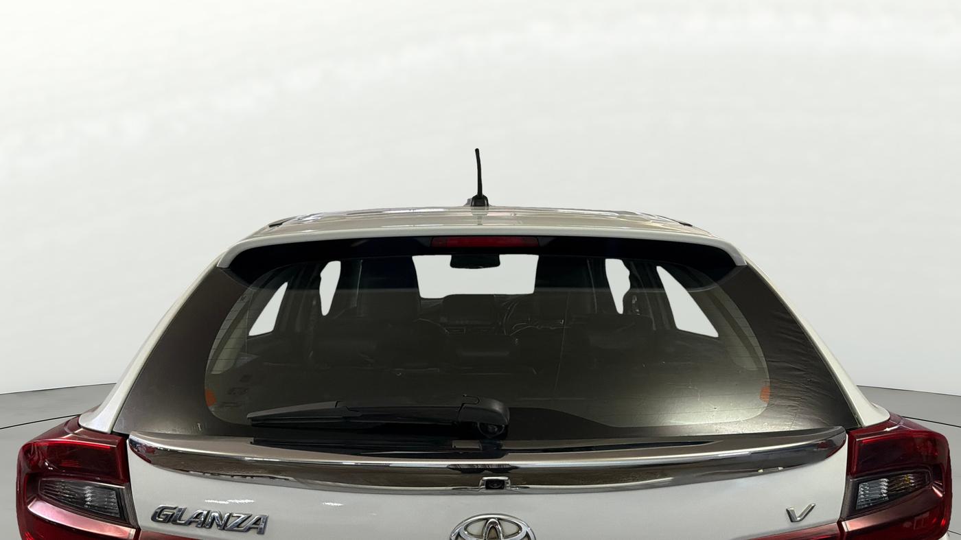 2023 Toyota Glanza V, Petrol, Manual, 82,594 km, Rear Windshield