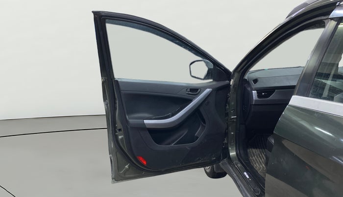 2022 Tata NEXON XM SUNROOF PETROL, CNG, Manual, 29,802 km, LHS Front Door