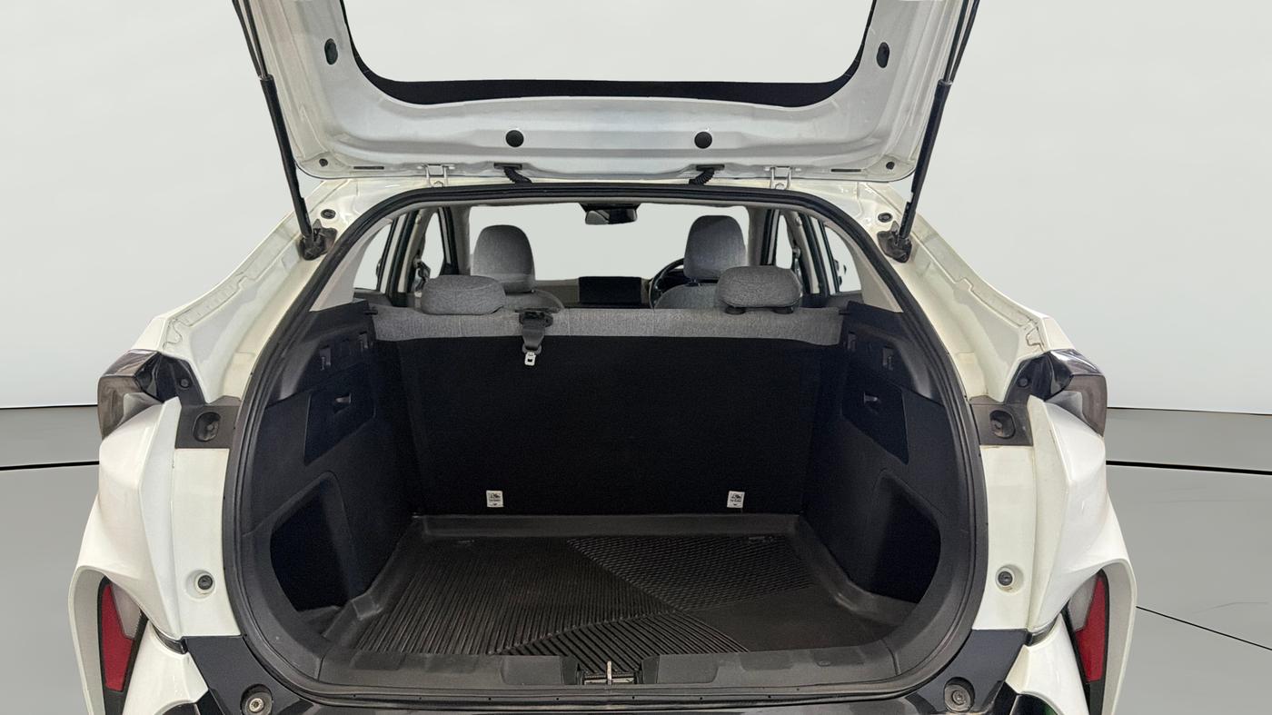 2025 Tata Curvv Creative S 1.2 Petrol 7DCA, Petrol, Automatic, 24,397 km, Boot Open Zoomed View