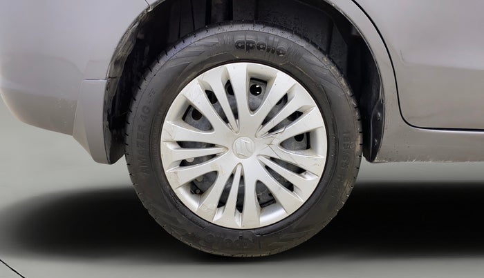 2015 Maruti Ertiga VXI CNG, CNG, Manual, 1,21,416 km, Right Rear Wheel