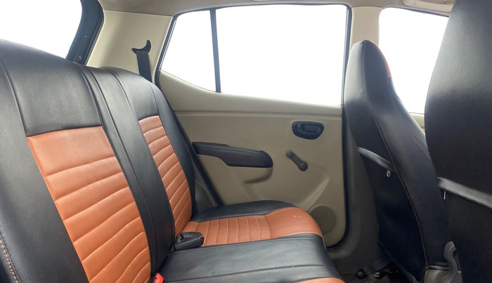 2013 Hyundai i10 ERA 1.1, Petrol, Manual, 62,904 km, Right Side Rear Door Cabin