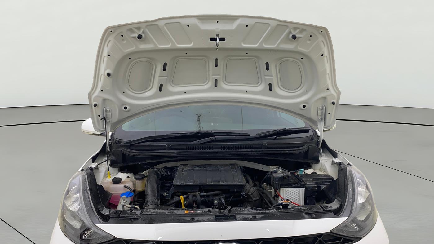 2025 Hyundai AURA SX 1.2 CNG, CNG, Manual, 12,818 km, Open Bonet