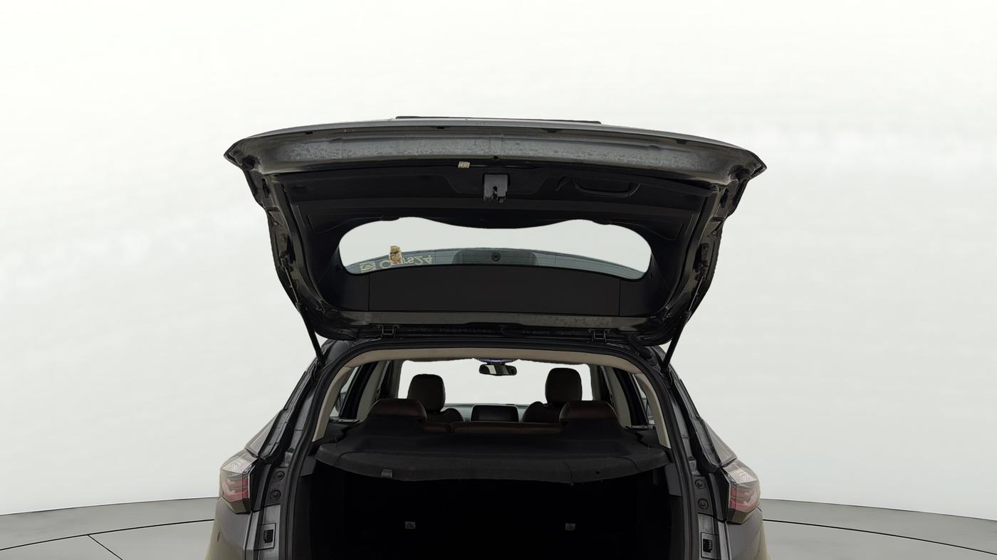 2021 Tata Harrier XZ PLUS 2.0L, Diesel, Manual, 90,184 km, Boot Door Open