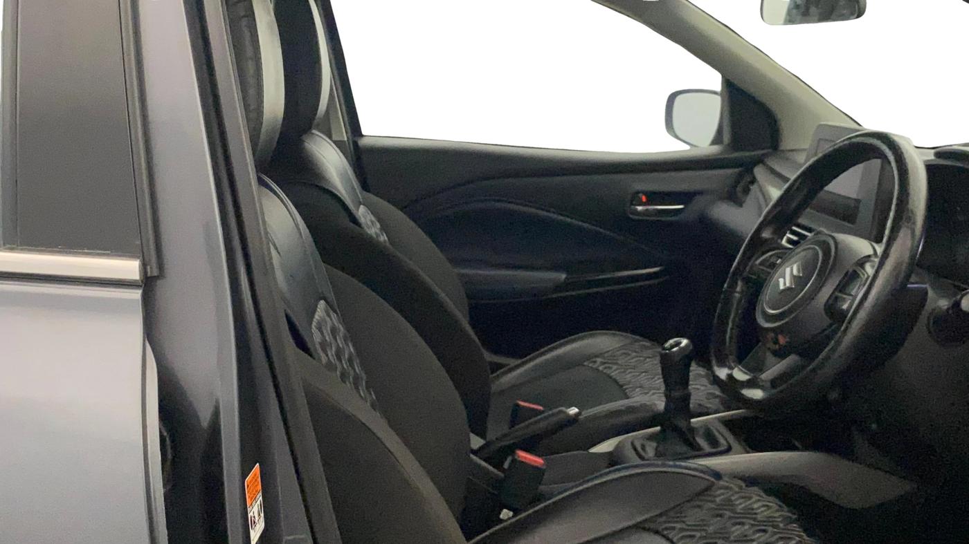 2023 Maruti Baleno ZETA PETROL 1.2, Petrol, Manual, 31,326 km, Right Side Front Door Cabin