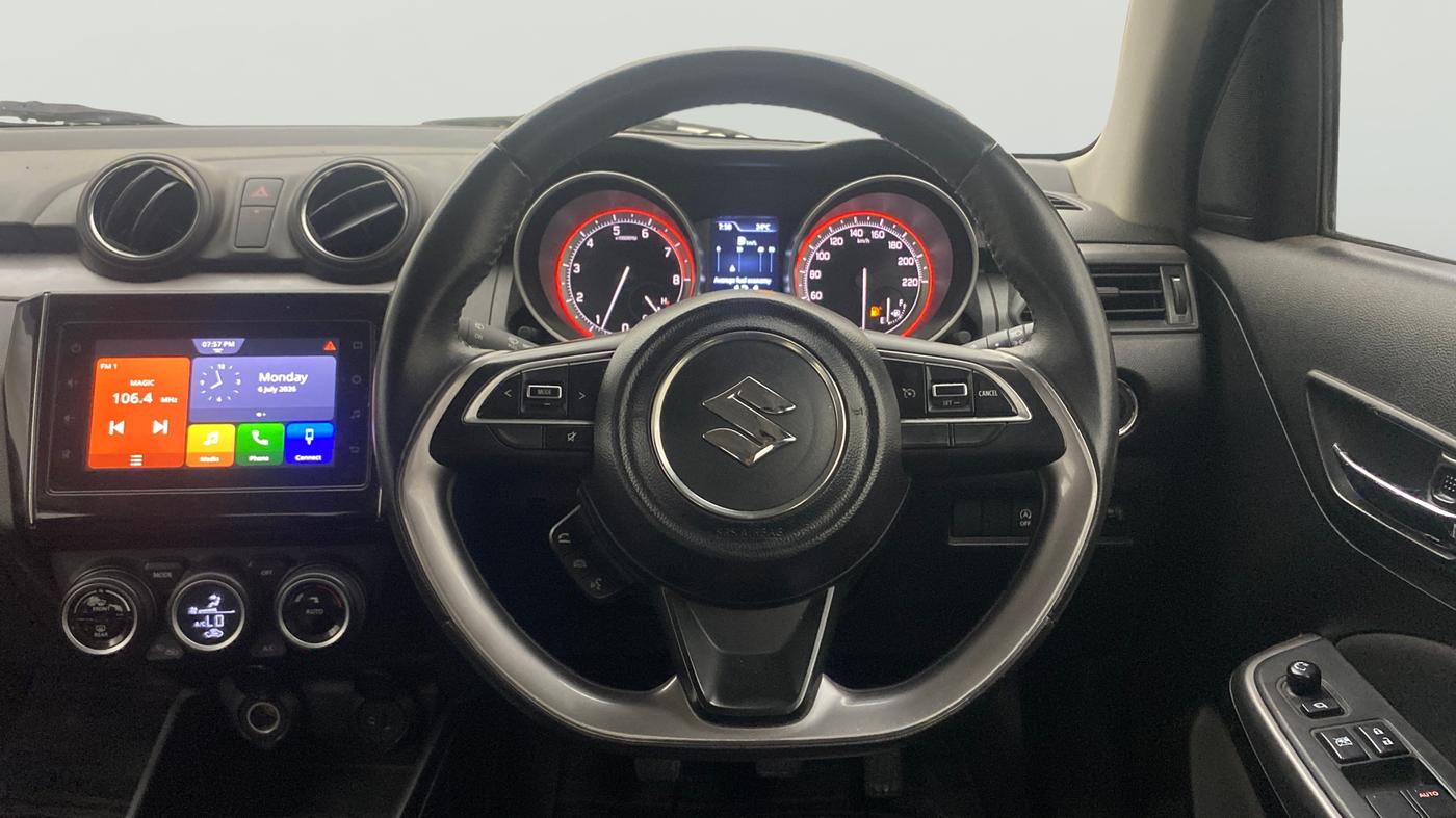 2022 Maruti Swift ZXI PLUS, Petrol, Manual, 87,219 km, Steering Wheel Close Up