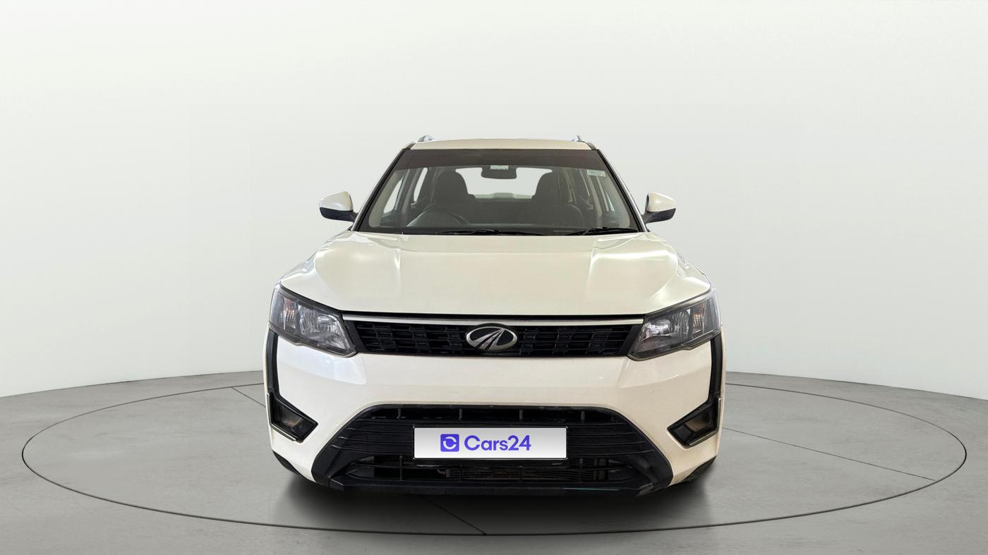 2022 Mahindra XUV300 W4 1.5 DIESEL, Diesel, Manual, 39,322 km, Front