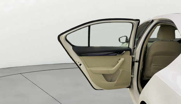 2018 Skoda Octavia L&K 1.8 TSI AT, Petrol, Automatic, 54,933 km, LHS Rear Door