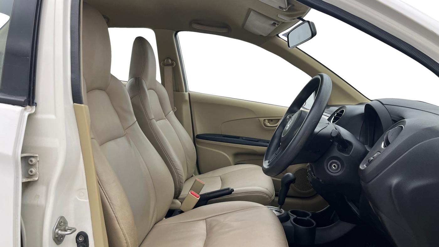 2014 Honda Amaze 1.2L I-VTEC S AT, Petrol, Automatic, 46,000 km, Right Side Front Door Cabin