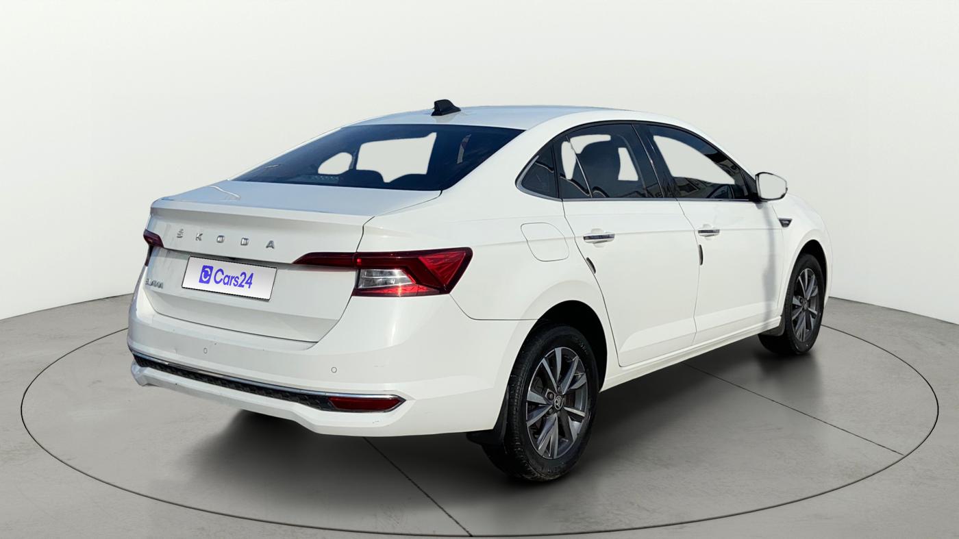 2023 Skoda SLAVIA STYLE 1.0L TSI AT, Petrol, Automatic, 40,673 km, Right Back Diagonal