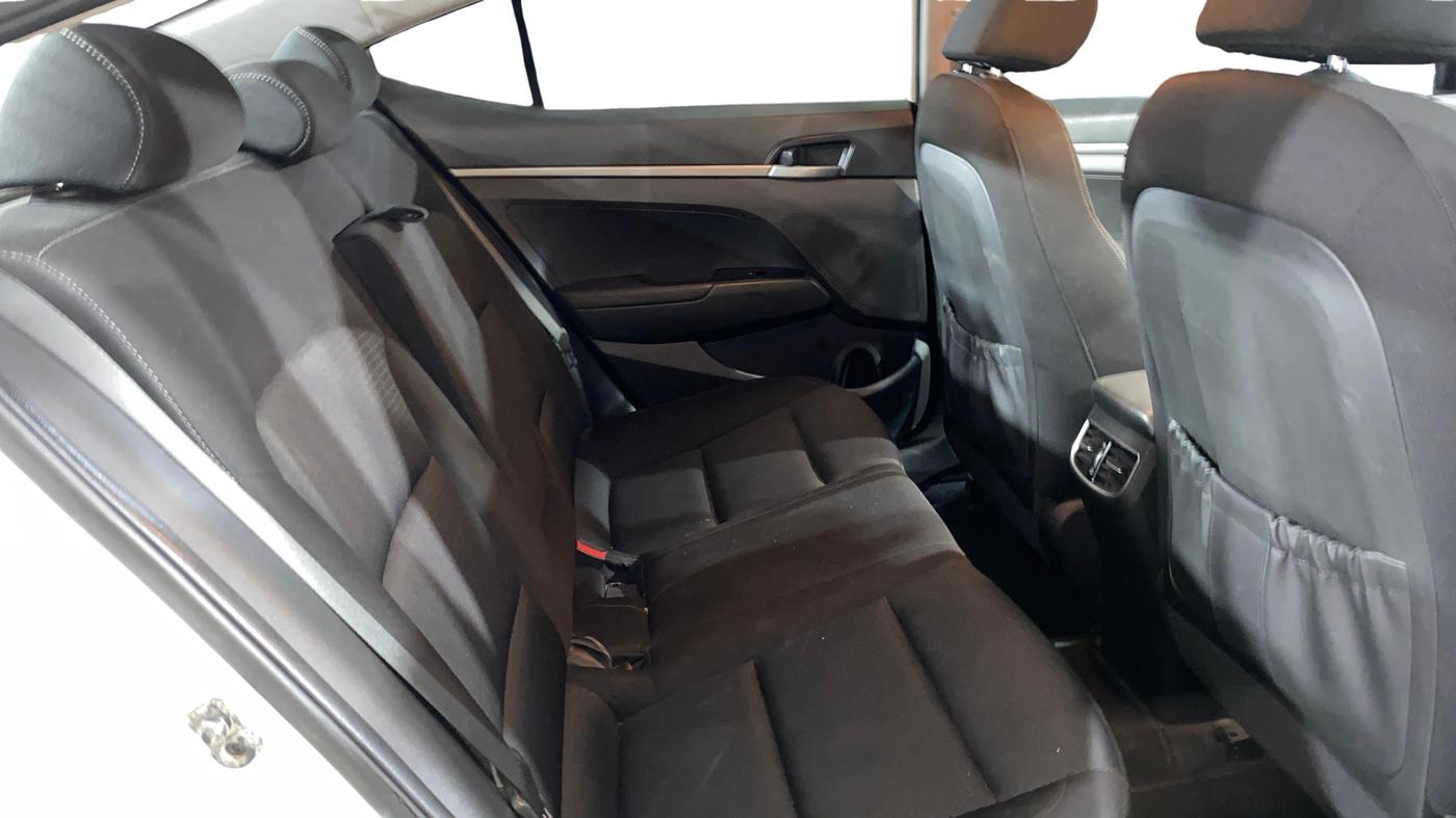 2017 Hyundai New Elantra 2.0 S PETROL, Petrol, Manual, 39,459 km, Right Side Rear Door Cabin