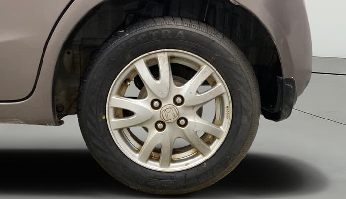 2013 Honda Brio V MT, Petrol, Manual, 64,997 km, Left Rear Wheel