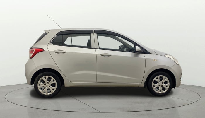2016 Hyundai Grand i10 MAGNA 1.2 KAPPA VTVT, Petrol, Manual, 79,984 km, Right Side View