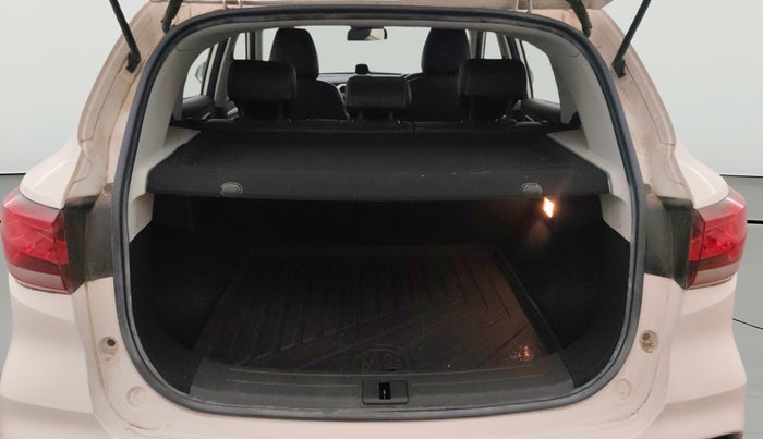 2022 MG ASTOR SHARP 1.5 MT, Petrol, Manual, 10,118 km, Boot Open Zoomed View