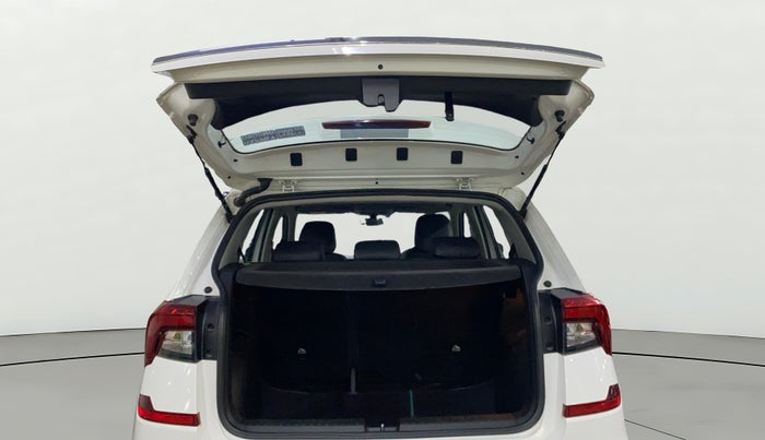 2022 Skoda KUSHAQ STYLE 1.0L TSI AT, Petrol, Automatic, 19,005 km, Boot Door Open