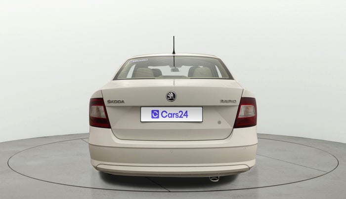 2021 Skoda Rapid 1.0 AMBITION TSI MT, Petrol, Manual, 59,828 km, Back/Rear