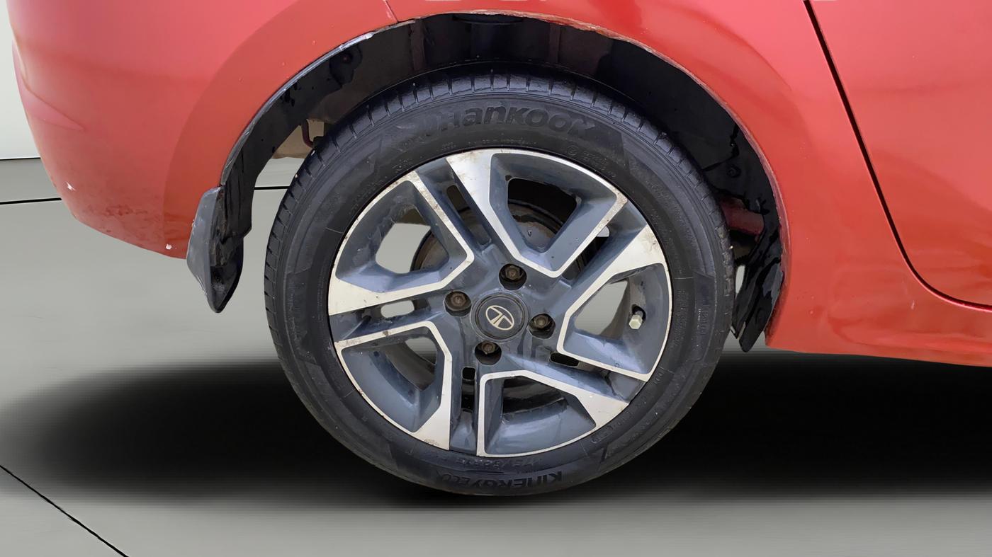 2018 Tata TIGOR XZ (O) PETROL, CNG, Manual, 76,584 km, Right Rear Wheel