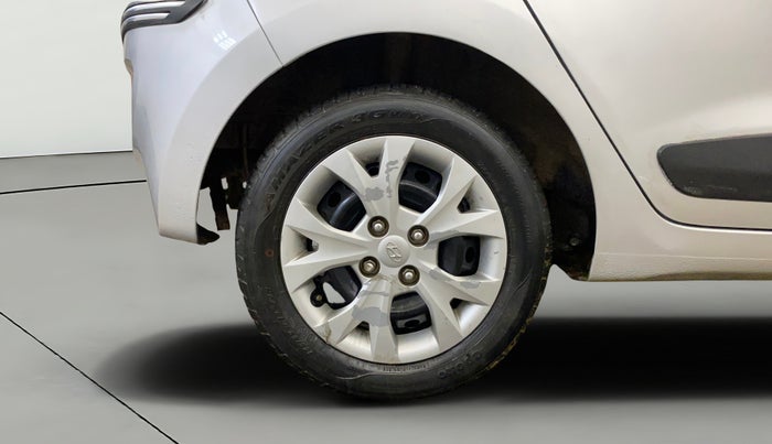 2016 Hyundai Grand i10 SPORTZ 1.2 KAPPA VTVT, Petrol, Manual, 85,558 km, Right Rear Wheel