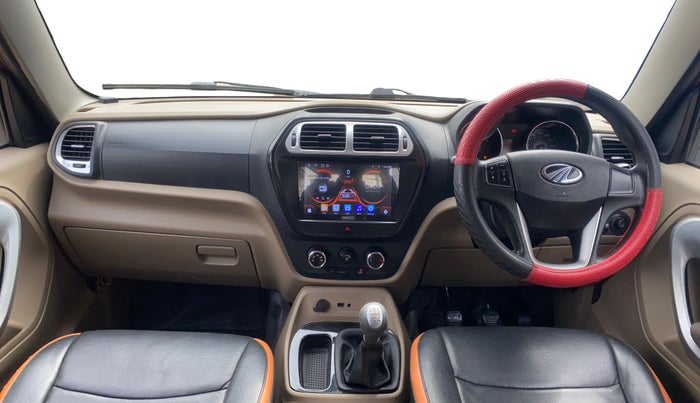 2016 Mahindra TUV300 T8, Diesel, Manual, 1,39,938 km, Dashboard
