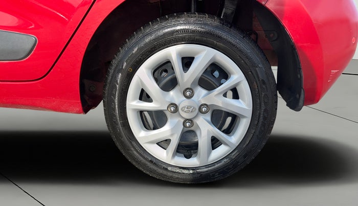 2019 Hyundai Grand i10 SPORTZ 1.2 KAPPA VTVT, Petrol, Manual, 42,988 km, Left Rear Wheel