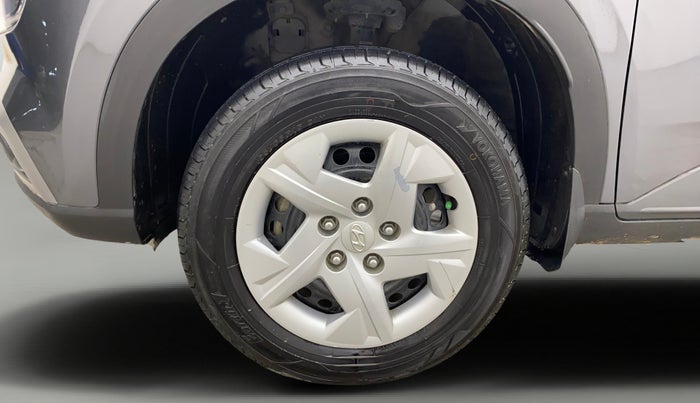 2022 Hyundai VENUE S+ 1.2, Petrol, Manual, 41,973 km, Left Front Wheel