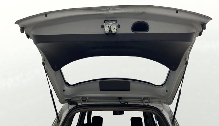 2017 Hyundai Creta SX PLUS 1.6 PETROL, Petrol, Manual, 1,17,889 km, Boot Door Open