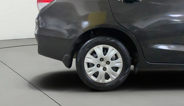 2015 Honda Amaze 1.2L I-VTEC S, Petrol, Manual, 35,930 km, Right Rear Wheel