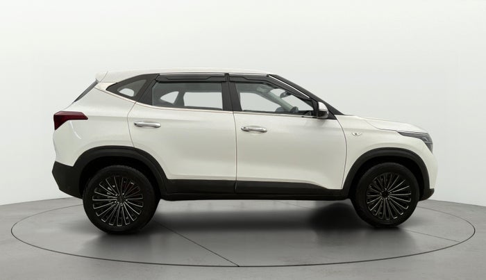 2021 KIA SELTOS HTE 1.5 PETROL, CNG, Manual, 60,780 km, Right Side View