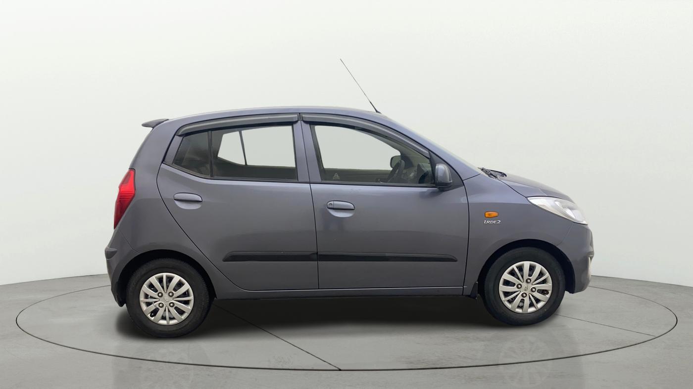 2015 Hyundai i10 SPORTZ 1.1, Petrol, Manual, 84,321 km, Right Side View