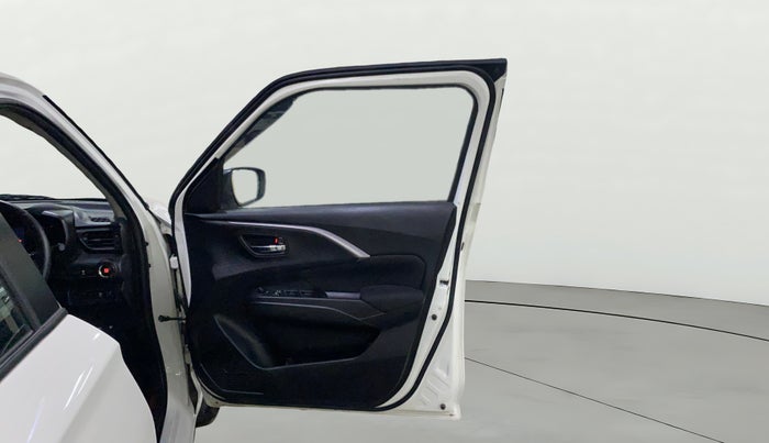 2025 Maruti Swift ZXi Plus AMT, Petrol, Automatic, 13,085 km, RHS Front Door