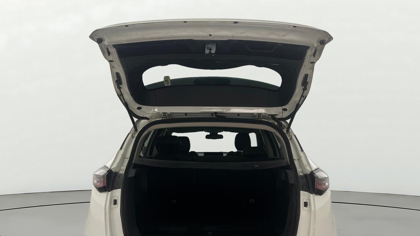 2023 Tata Harrier XZ PLUS 2.0L DUAL TONE, Diesel, Manual, 1,12,783 km, Boot Door Open