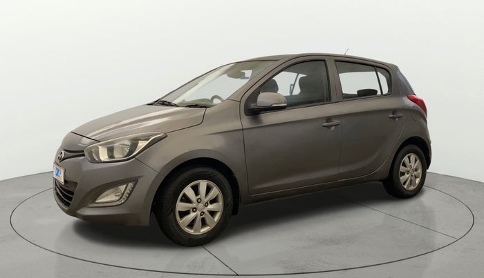 2012 Hyundai i20 SPORTZ 1.2, CNG, Manual, 1,20,834 km, Left Front Diagonal