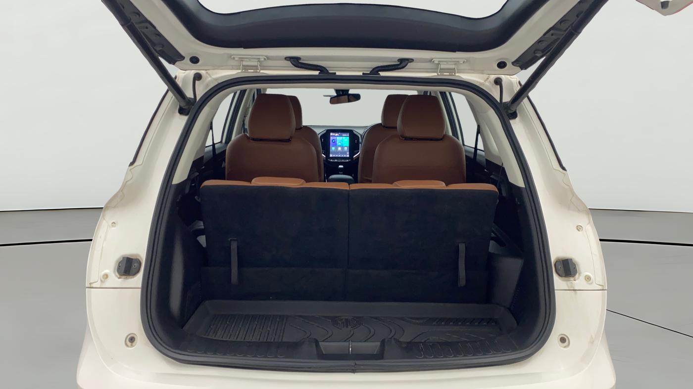 2021 MG HECTOR PLUS SHARP 2.0 DIESEL TURBO MT 6-STR, Diesel, Manual, 72,760 km, Boot Open Zoomed View