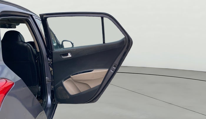 2017 Hyundai Grand i10 SPORTZ (O) 1.2 U2 CRDI, Diesel, Manual, 83,797 km, RHS Rear Door