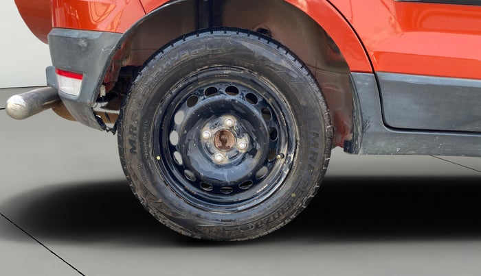 2014 Ford Ecosport TREND 1.5L DIESEL, Diesel, Manual, 1,37,042 km, Right Rear Wheel