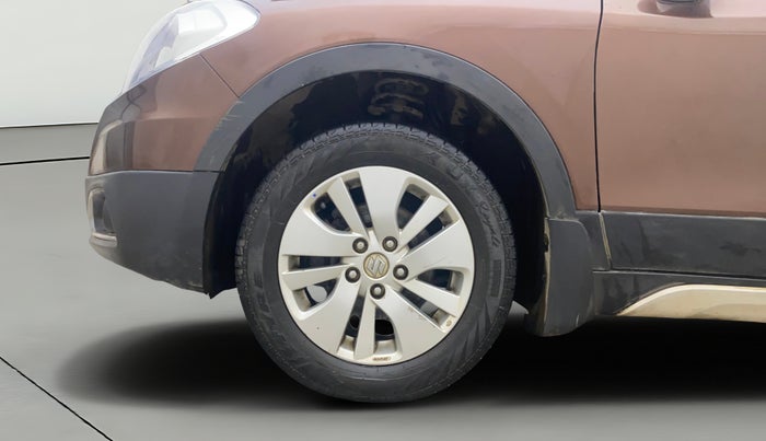 2015 Maruti S Cross ZETA 1.6, Diesel, Manual, 1,00,554 km, Left Front Wheel