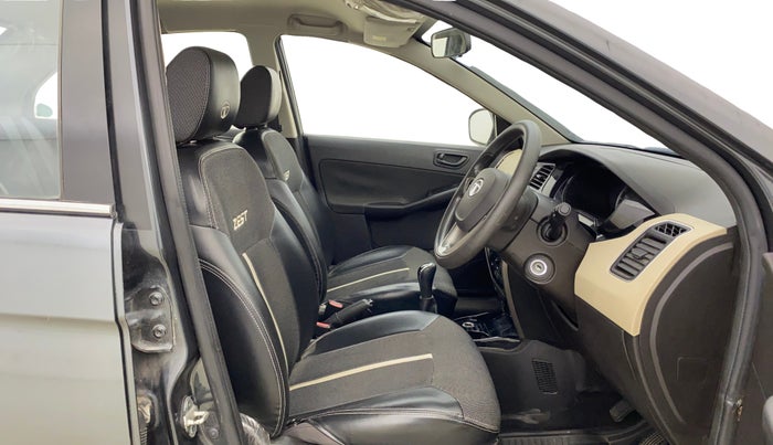 2016 Tata Zest XMS PETROL, Petrol, Manual, 30,872 km, Right Side Front Door Cabin