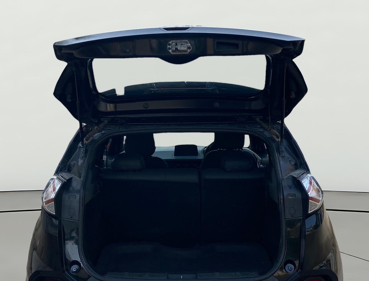 2021 Tata NEXON XZ PLUS PETROL DARK EDITION, Petrol, Manual, 1,07,792 km, Boot Door Open