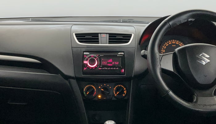2016 Maruti Swift LXI (O), Petrol, Manual, 28,740 km, Air Conditioner